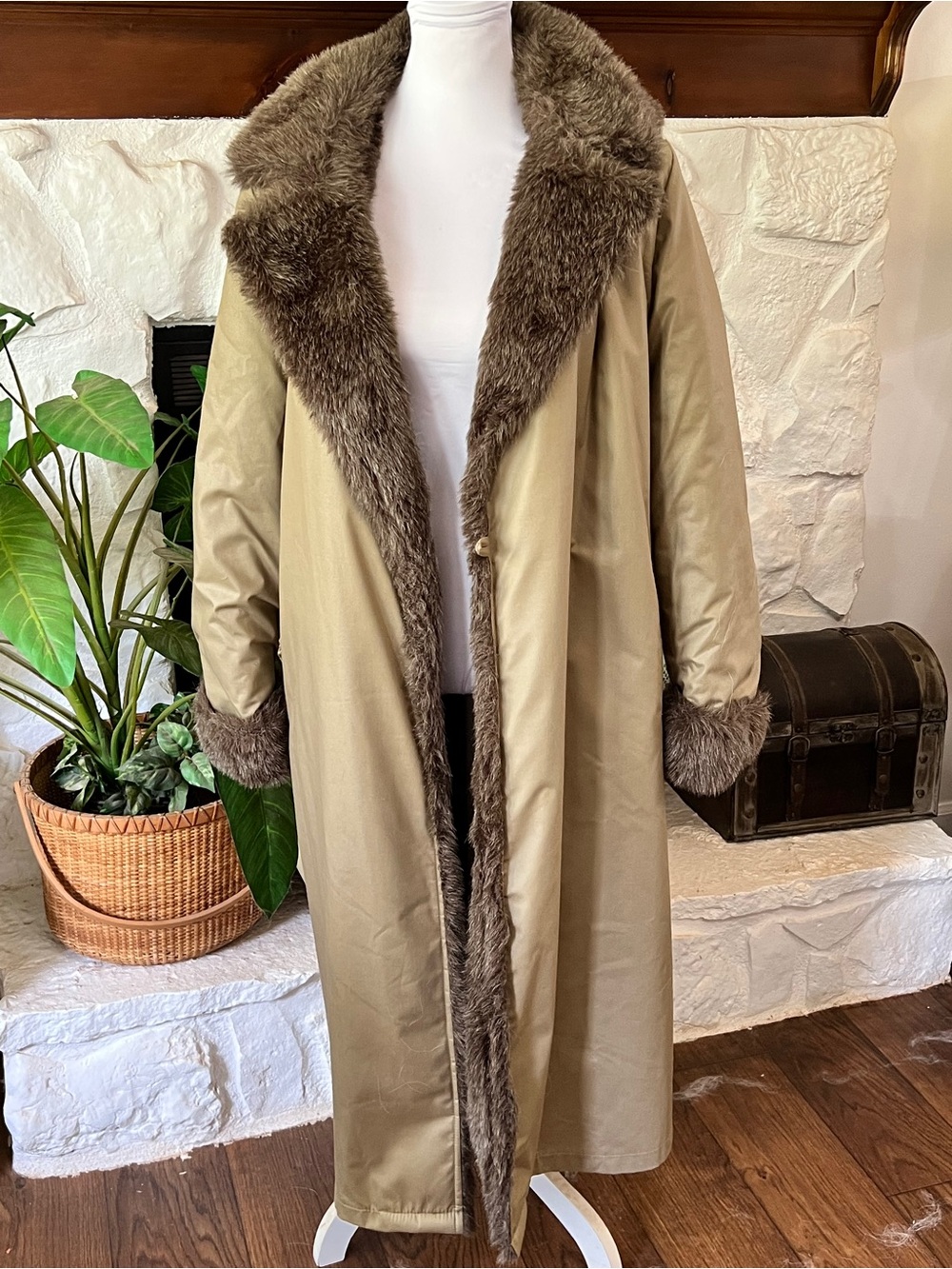 Vintage London Fog Trench Coat with Brown Faux Fur Lining and Trim Women Size 16